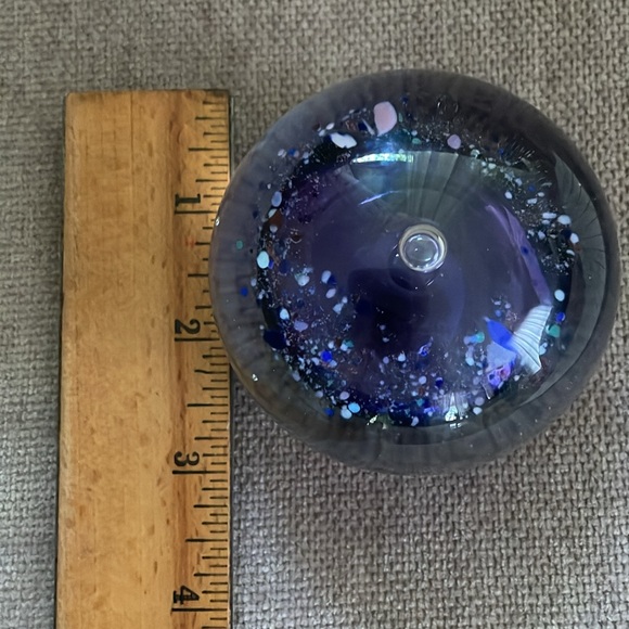 Rare signed paperweight - Picture 6 of 7